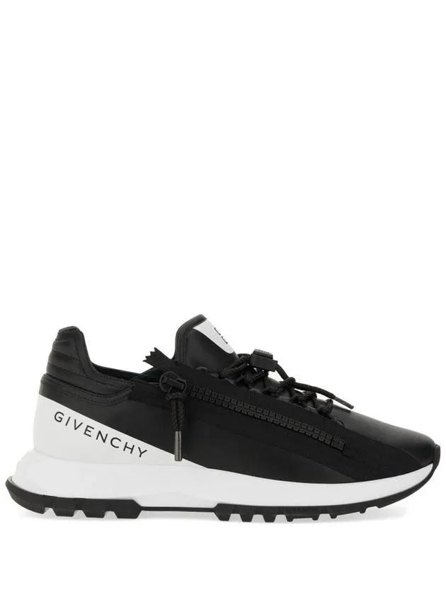 "SPECTRE" SNEAKER