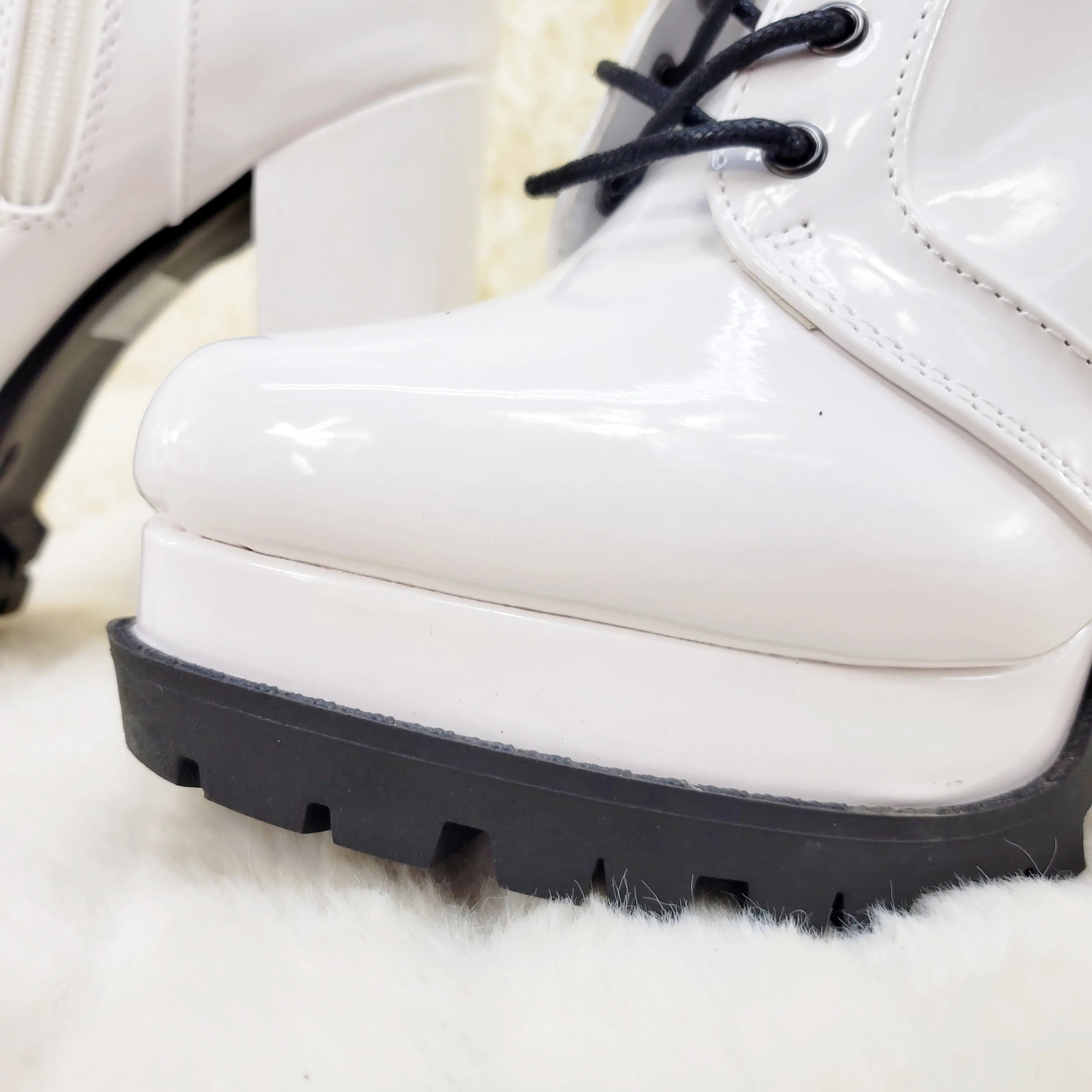 Wild Diva Vivian White Patent Chunky Heel Platform Ankle Boots